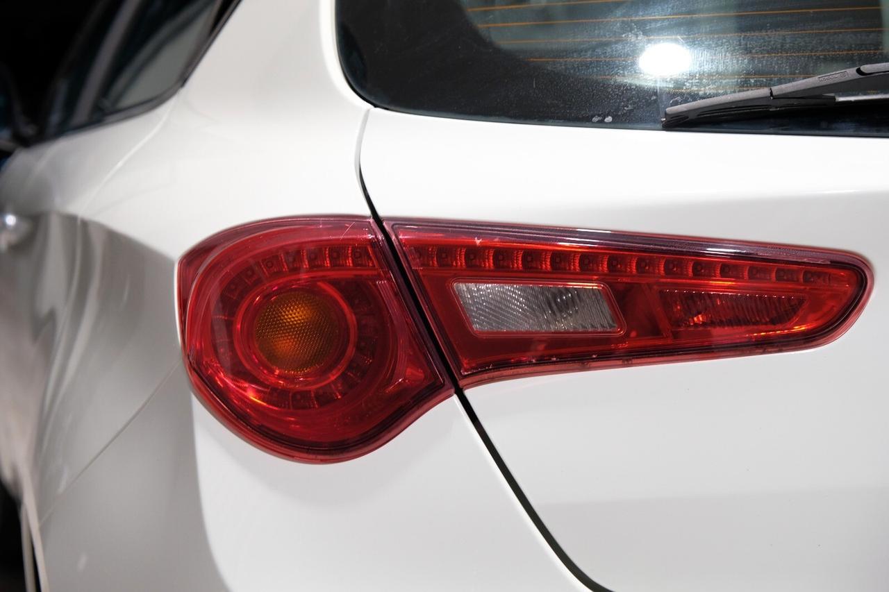 Alfa Romeo Giulietta 1.6 JTDm-2 105 CV Distinctive