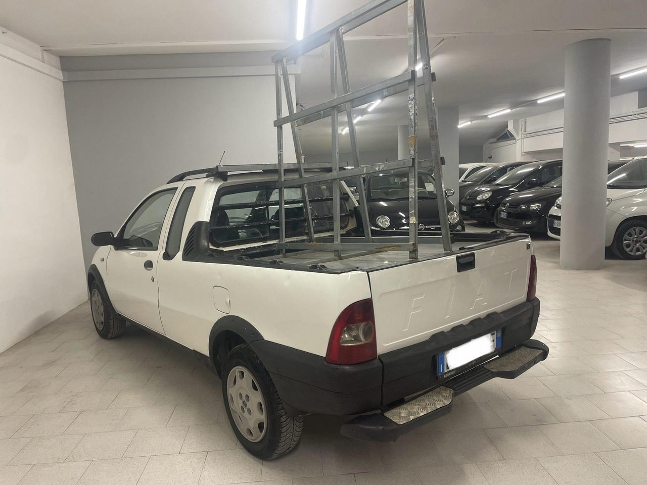 Fiat Strada 1.9 JTD Pick-up cabina lunga