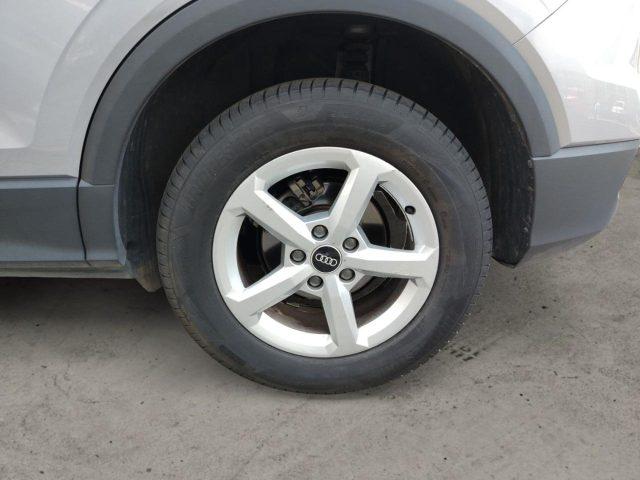 AUDI Q2 35 TFSI Business MANUALE