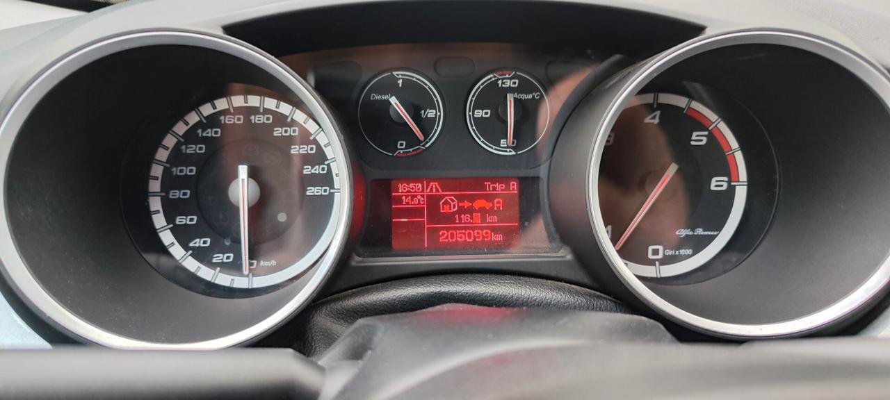Alfa Romeo Giulietta 1.6 JTDm-2 105 CV Progression