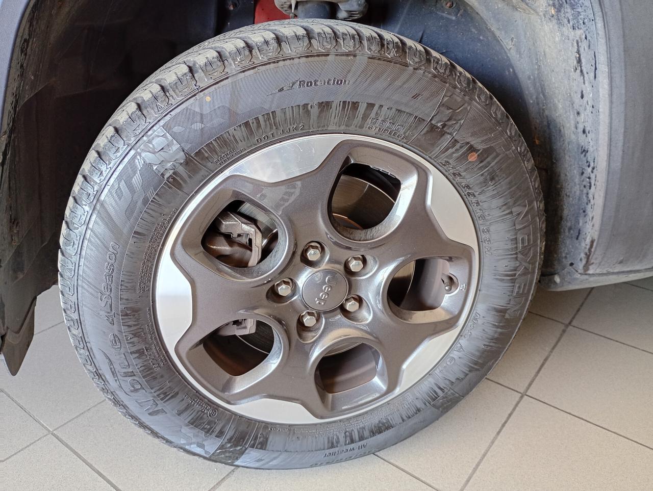 Jeep Renegade 1.6 E-TorQ EVO Longitude