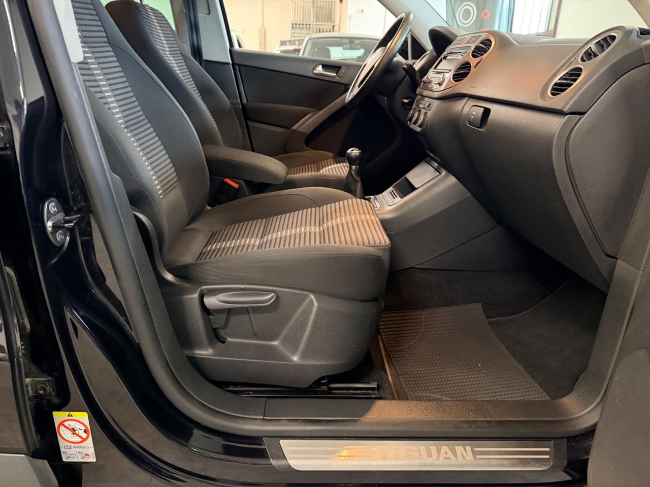 Volkswagen Tiguan 2.0 16V TDI DPF Sport & Style (18°)