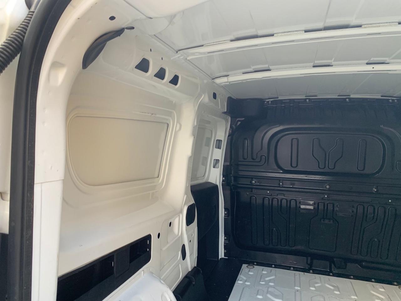 Fiat Doblo Doblò 1.6 MJT 105CV S&S PL-TN Cargo Maxi Lounge