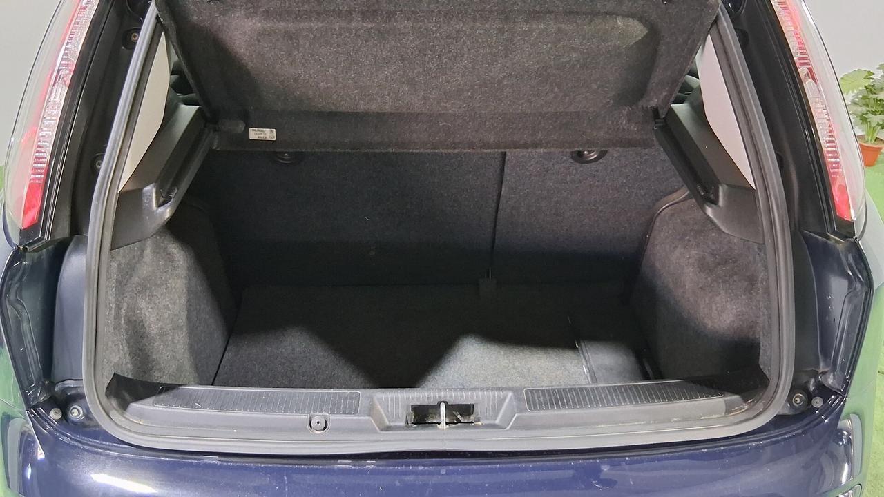 Fiat punto EVO 1.3 MJT 95CV anno dicembre 2009