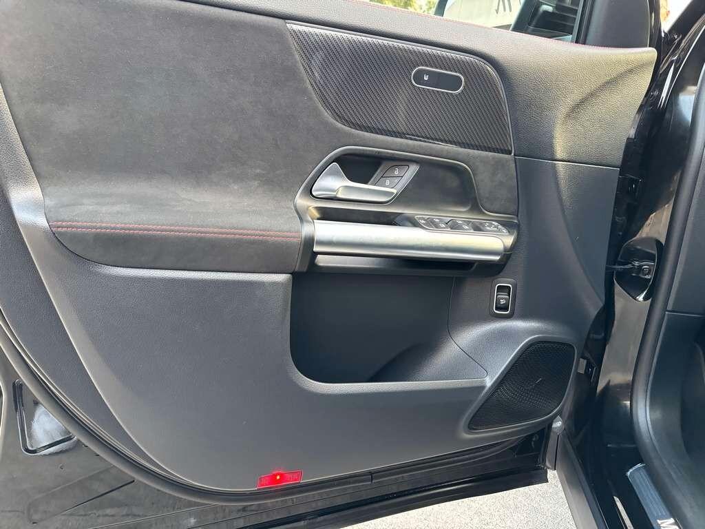 Mercedes GLA 200D Premium iva esposta 12/2024