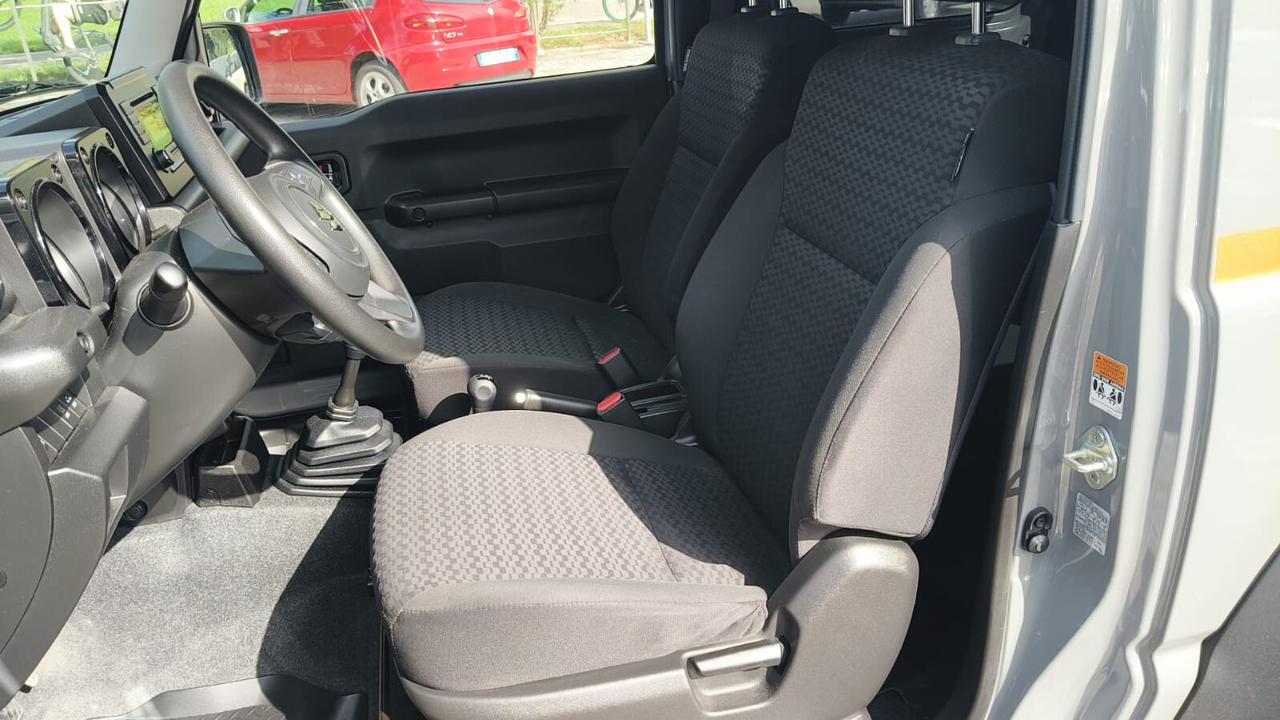 SUZUKI JIMNY 1.5 BENZINA 102CV 4X4 4WD AUTOVETTURA 4 POSTI
