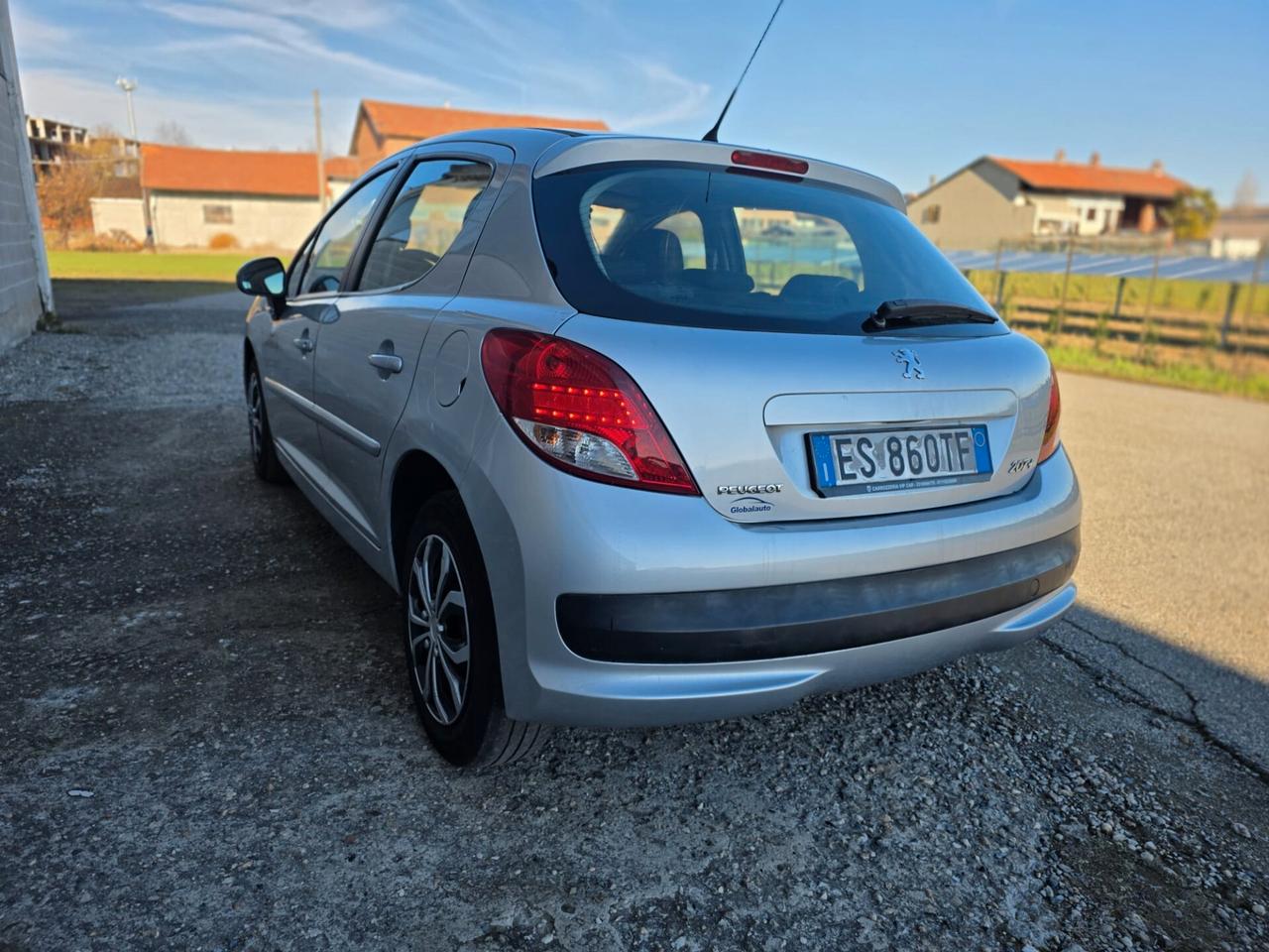 Peugeot 207 Plus 1.4 8V 75CV 5p. ECO GPL