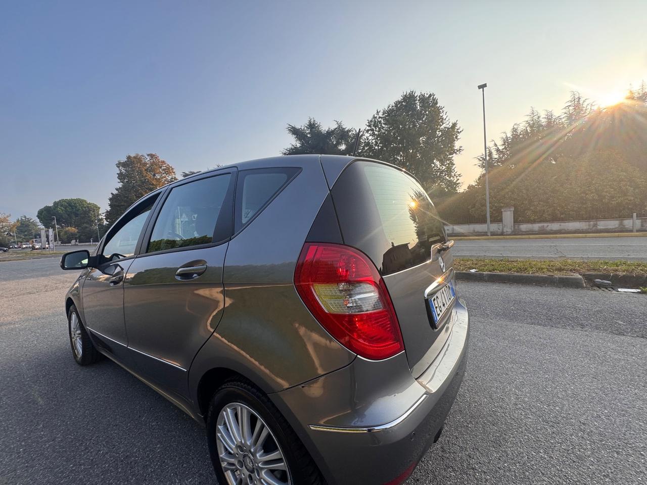 Mercedes-benz A 150 BlueEFFICIENCY Coupé Avantgarde