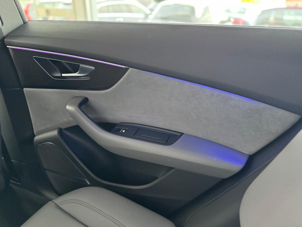 Audi SQ8 TFSI Quattro 507cv V8 Tetto Acc Matrix