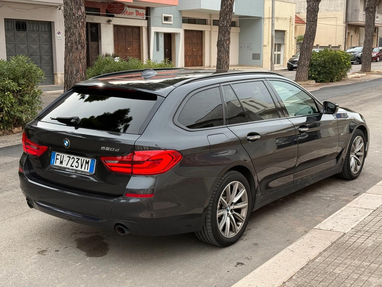 Bmw 520d Touring Sport Line NAVI LED - 2019