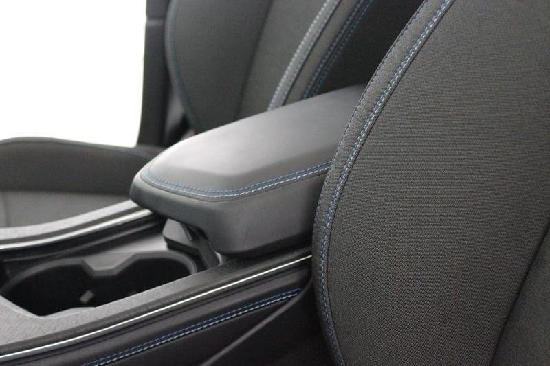 Lynk & Co 01 01 PHEV