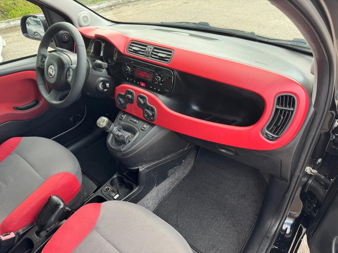 Fiat New Panda 0.9 TwinAir Turbo Natural Power Lounge