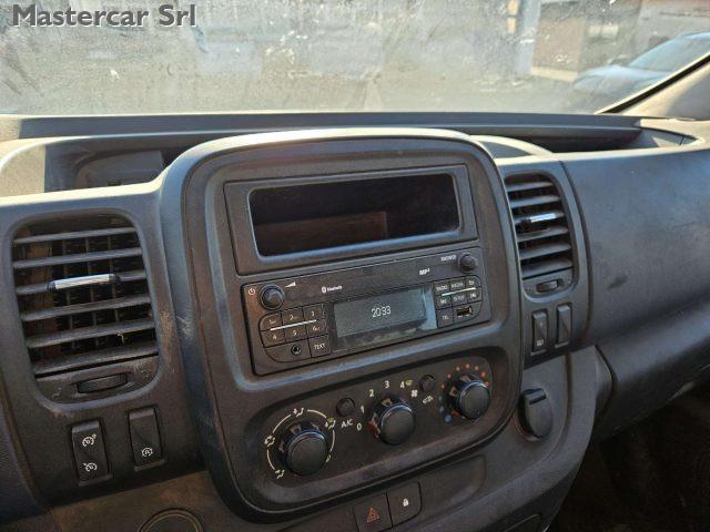 OPEL Vivaro 1.6 CDTI 95CV 9 posti - targa FD505JA