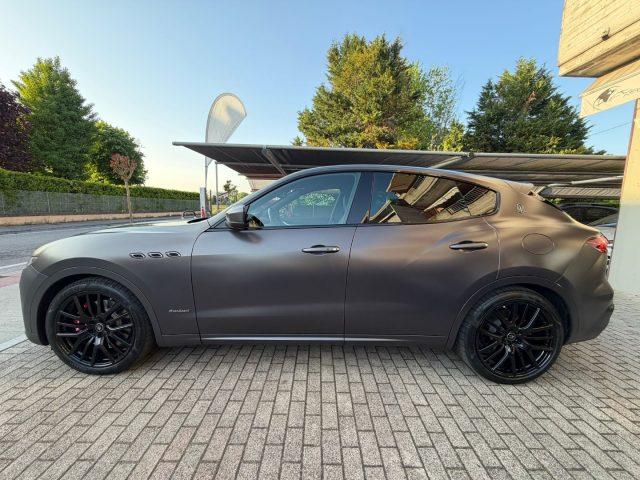 MASERATI Levante V6 Diesel 275 CV AWD Gransport