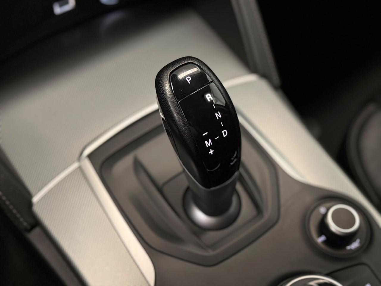 Alfa Romeo Stelvio 2.2 Turbodiesel 180 CV AT8 RWD Executive