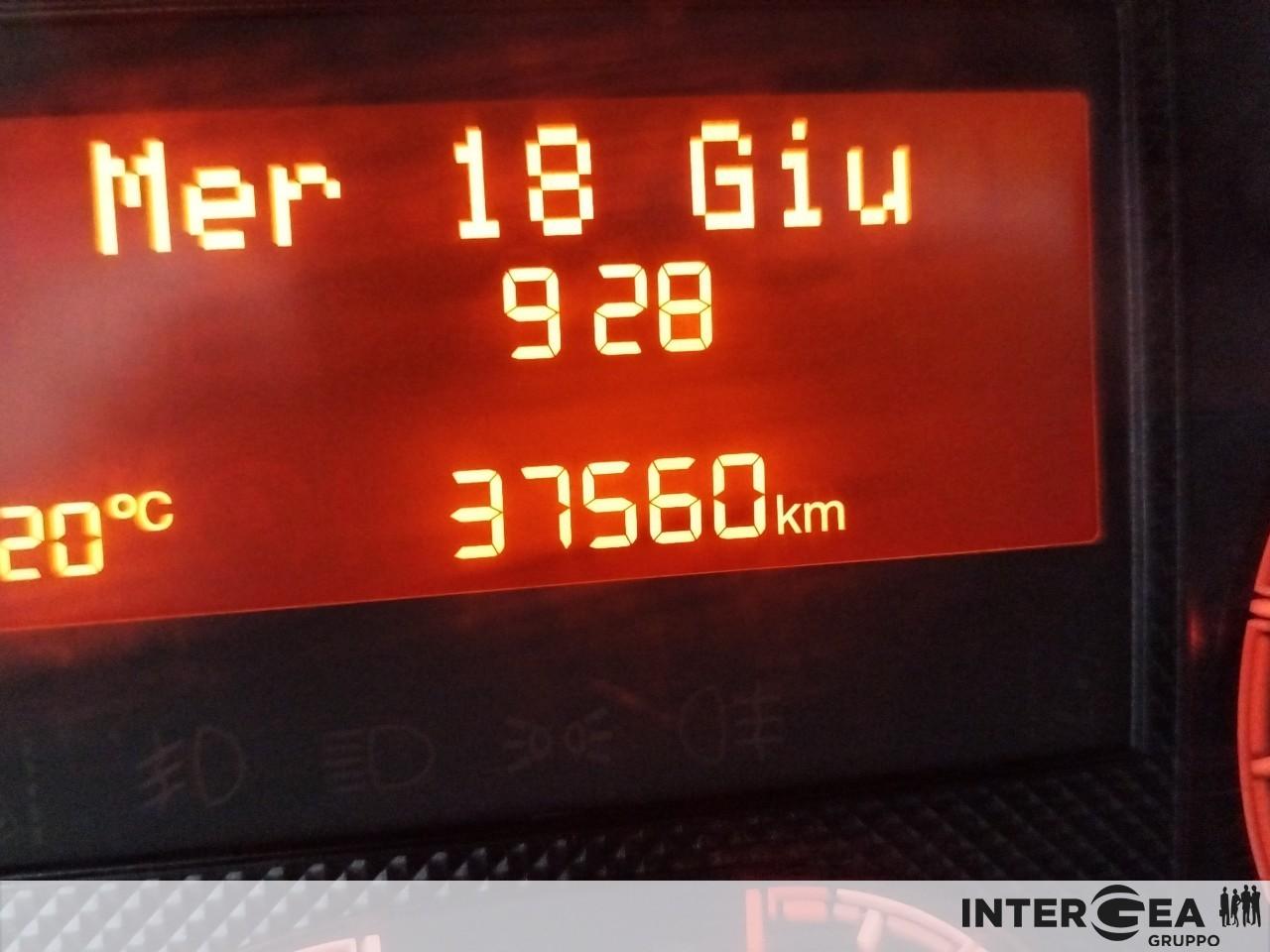 PEUGEOT Boxer 335 2.2 bluehdi 140cv S&S L2H2 (Premium)