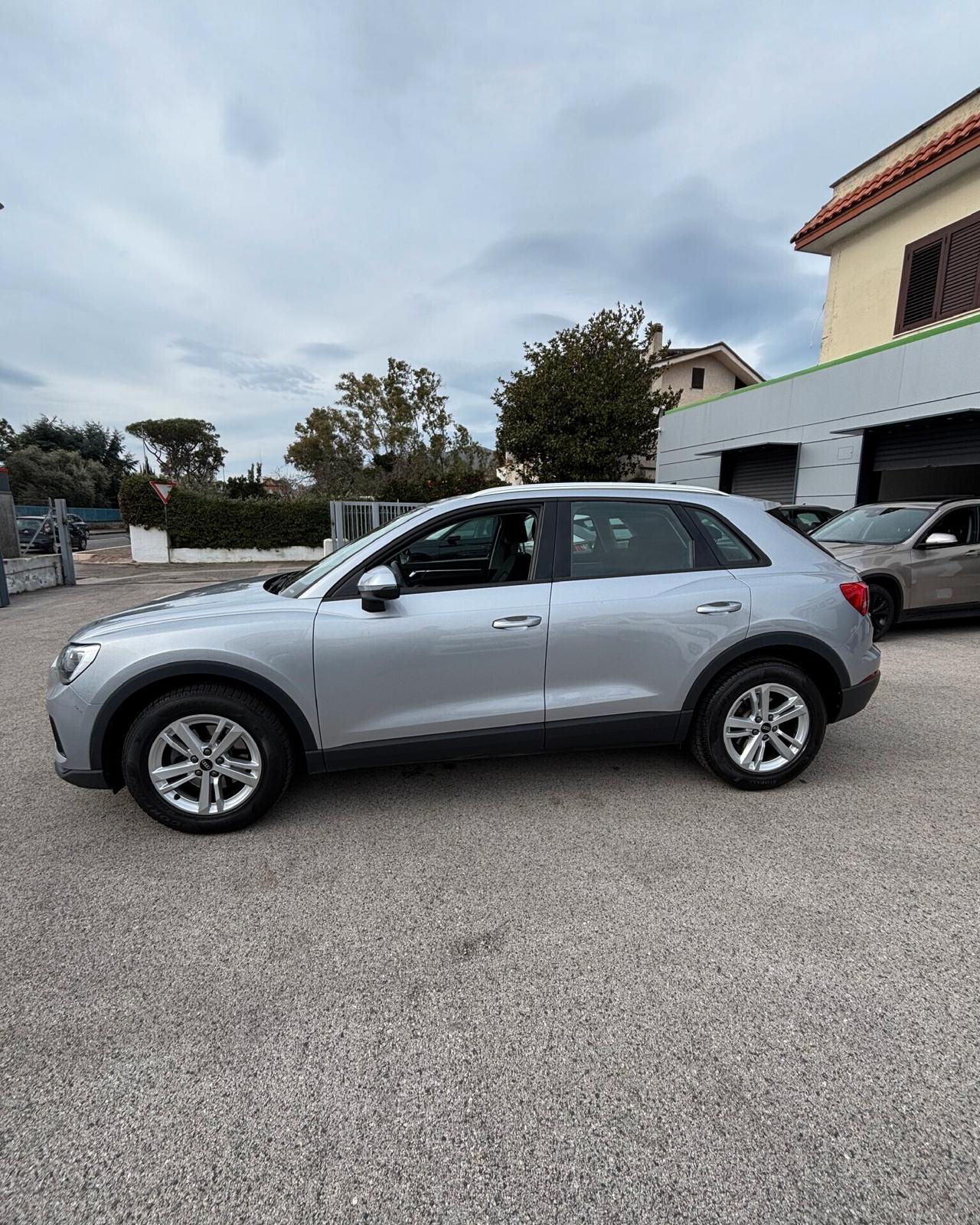 Audi Q3 35 TDI S tronic