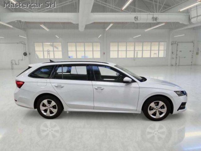 SKODA Octavia Octavia Wagon 1.0 e-tec Executive dsg -. GF253RS