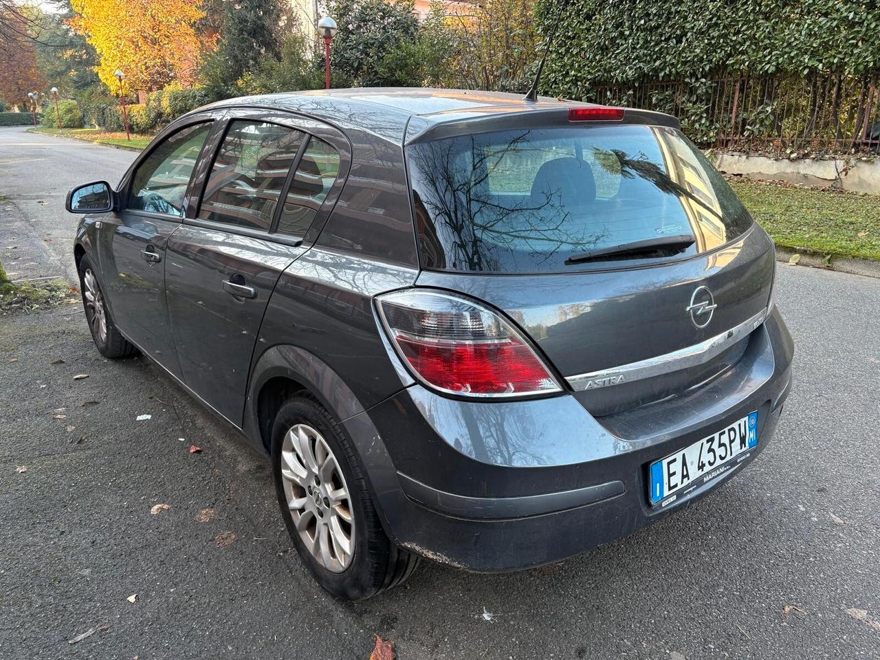 Opel Astra 1.4 16V GPL-TECH 5 porte Enjoy