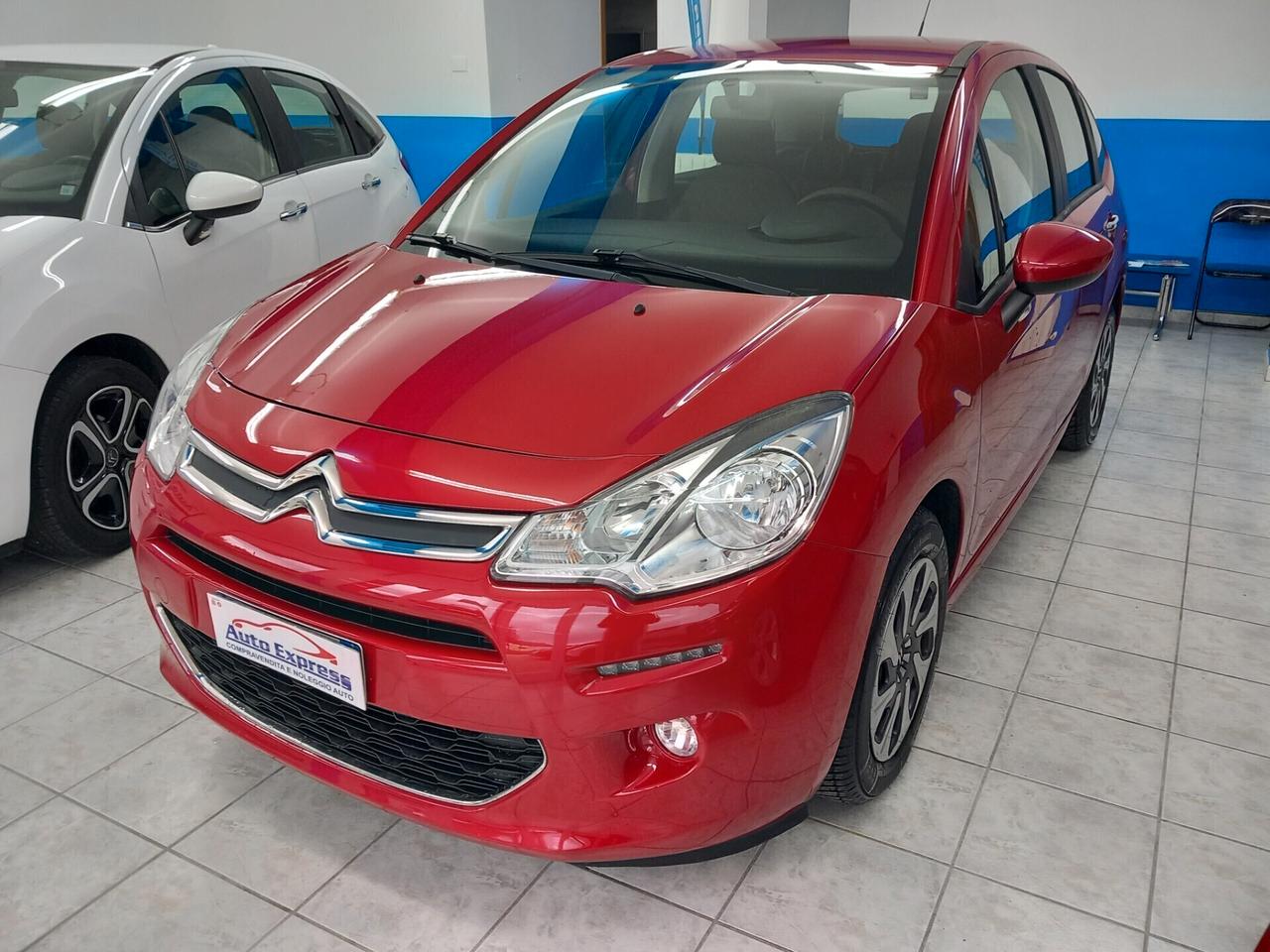 Citroen C3 anno 2015 1.2 benzina 59 mila km