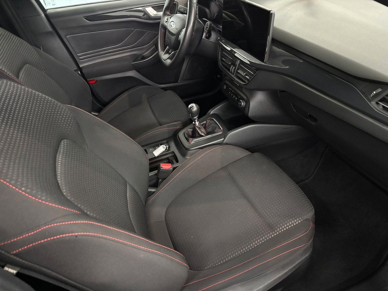 Ford Focus 1.0 EcoBoost Hybrid 125 CV SW ST-Line