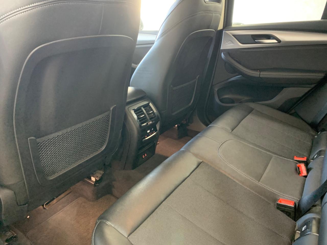 X3 xDrive20d 48V Business Advantage