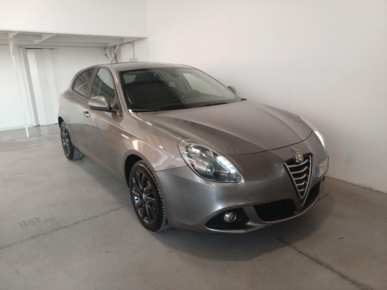 Alfa Romeo Giulietta 1.6 JTDm-2 105 CV Super