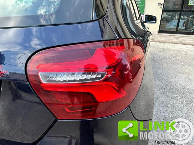 MERCEDES-BENZ A 180 d Automatic Premium