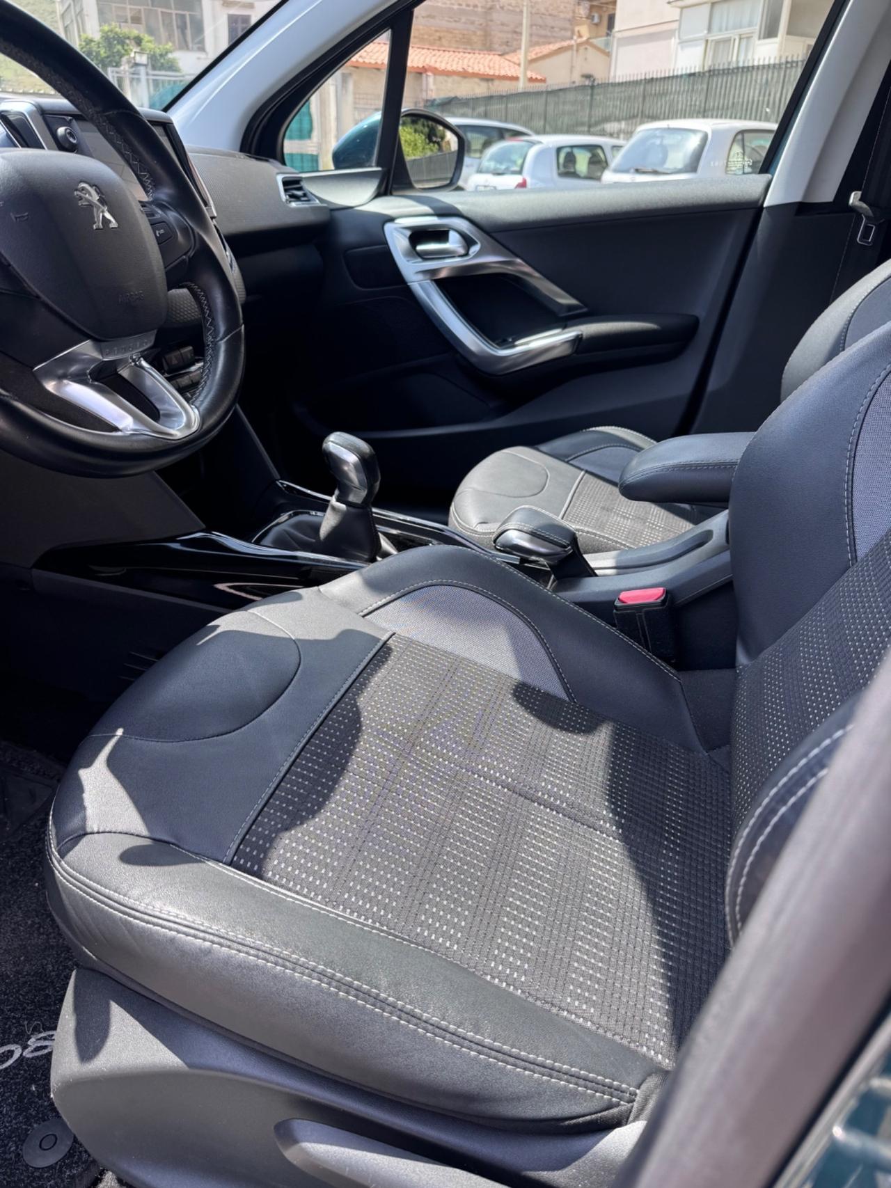 Peugeot 2008 BlueHDi 100 Allure