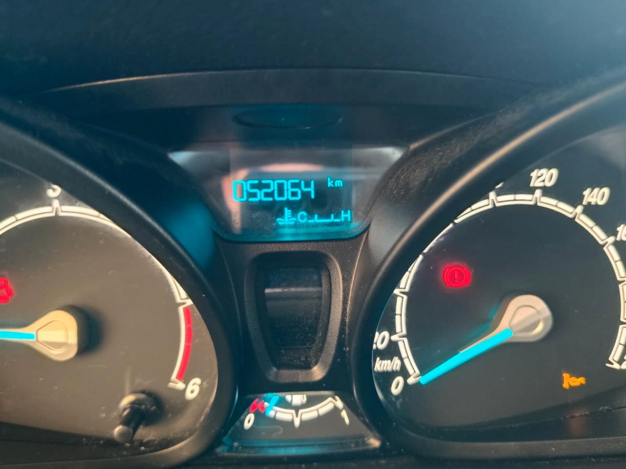 Ford Tourneo Courier 1.5 TDCI 75 CV S&S Sport