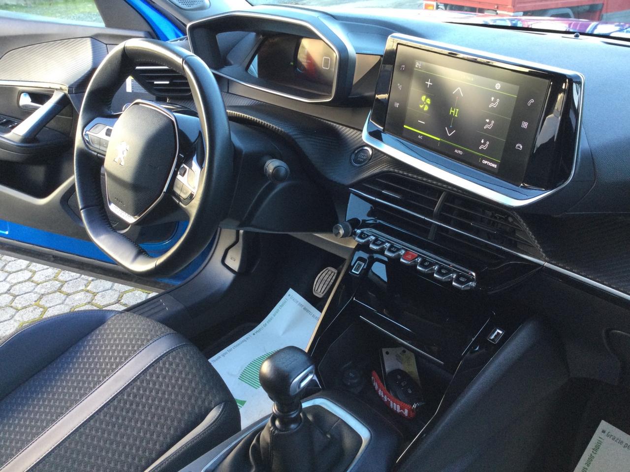 Peugeot 2008 PureTech 130 S&S Allure Pack