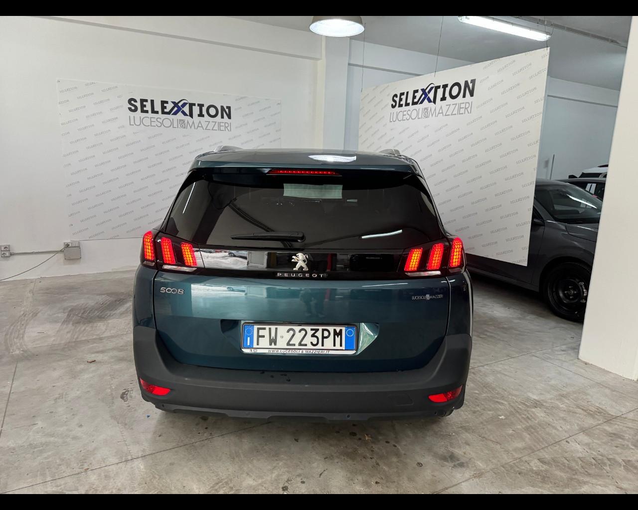 PEUGEOT 5008 2ª serie - 5008 BlueHDi 130 S&S Business