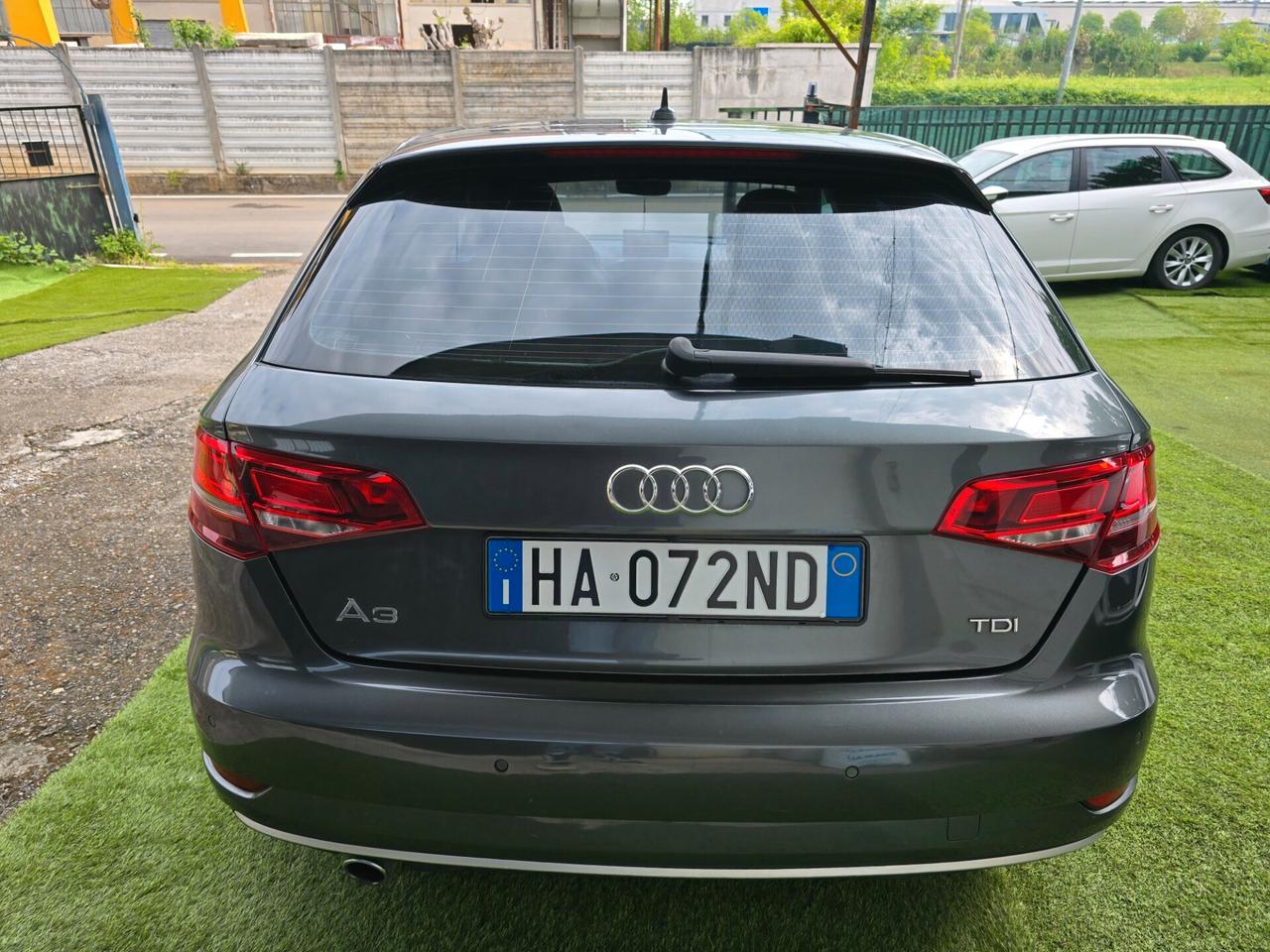 Audi A3 1.6TDI 116CV S.LINE 123000KM-2017