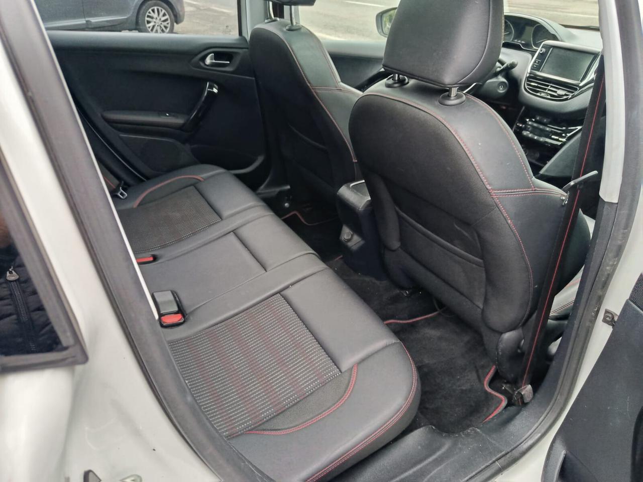 Peugeot 2008 PureTech 82 Allure