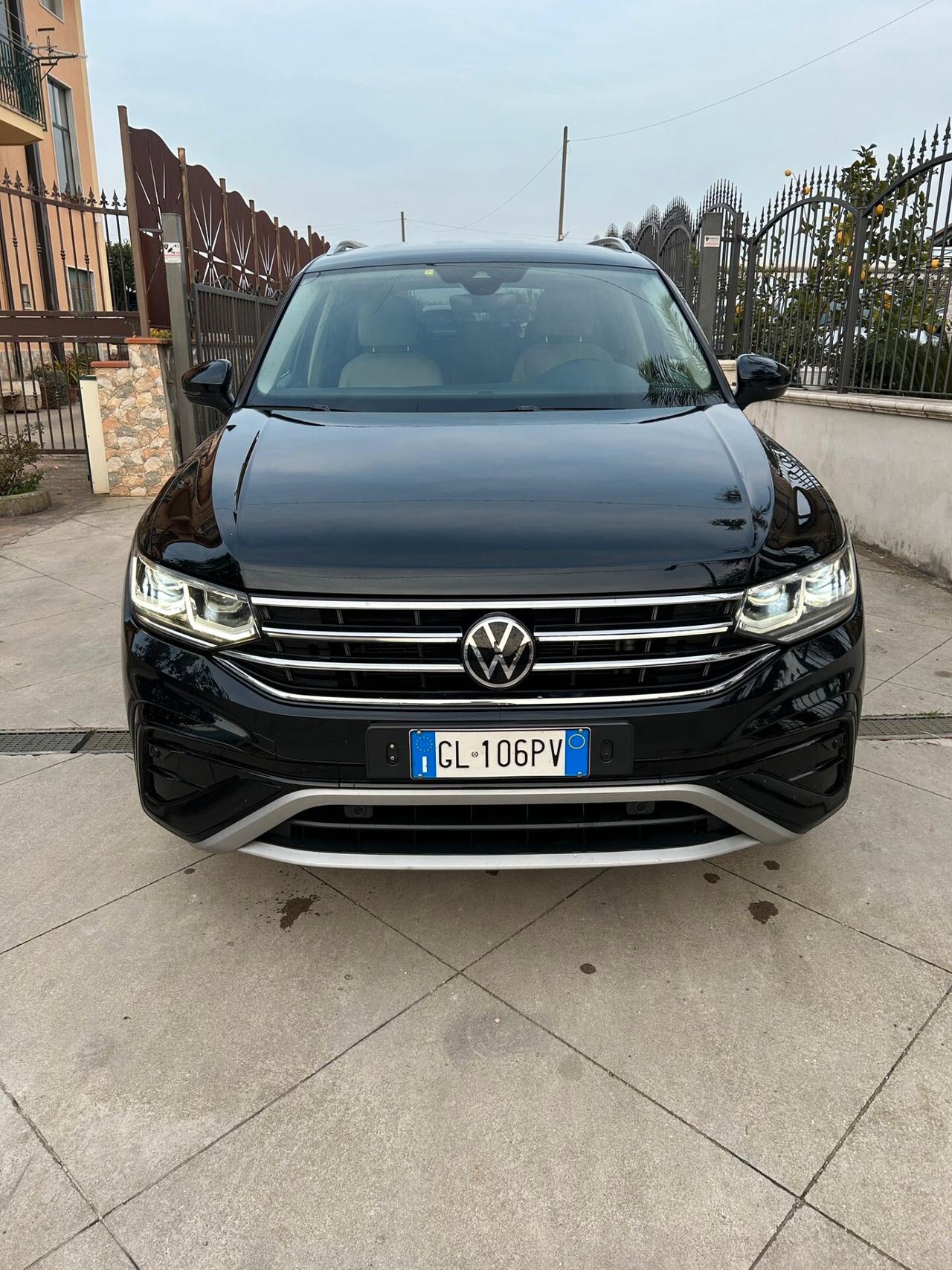 Volkswagen Tiguan Allspace 2.0 TDI 200 CV SCR DSG 4MOTION R-Line