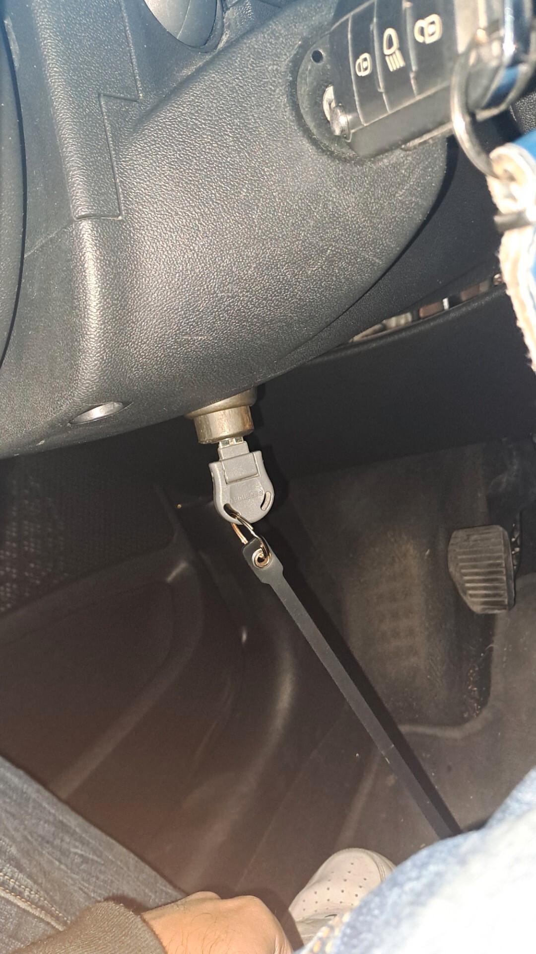 PEUGEOT 2008 1.6 DIESEL 75CV