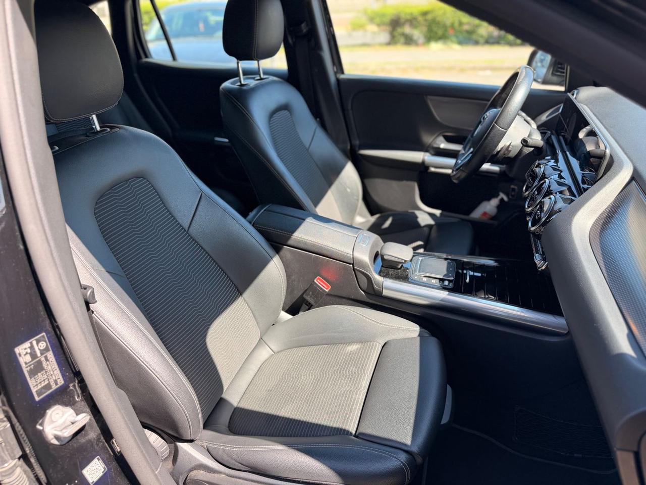 Mercedes-Benz GLA 200 Sport Plus GLA 200d #10590