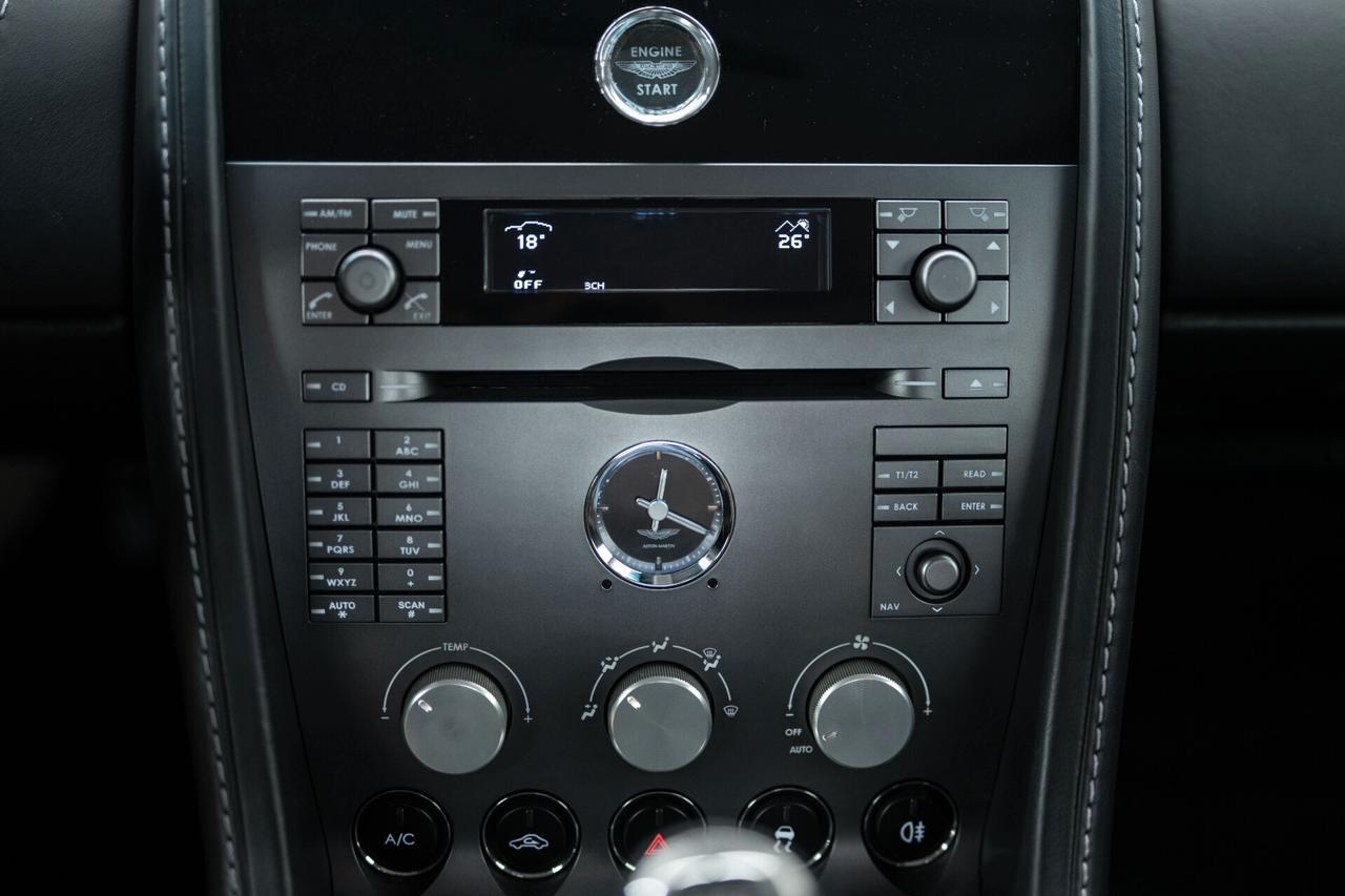 Aston Martin V8 Vantage Coupé--MANUALE--