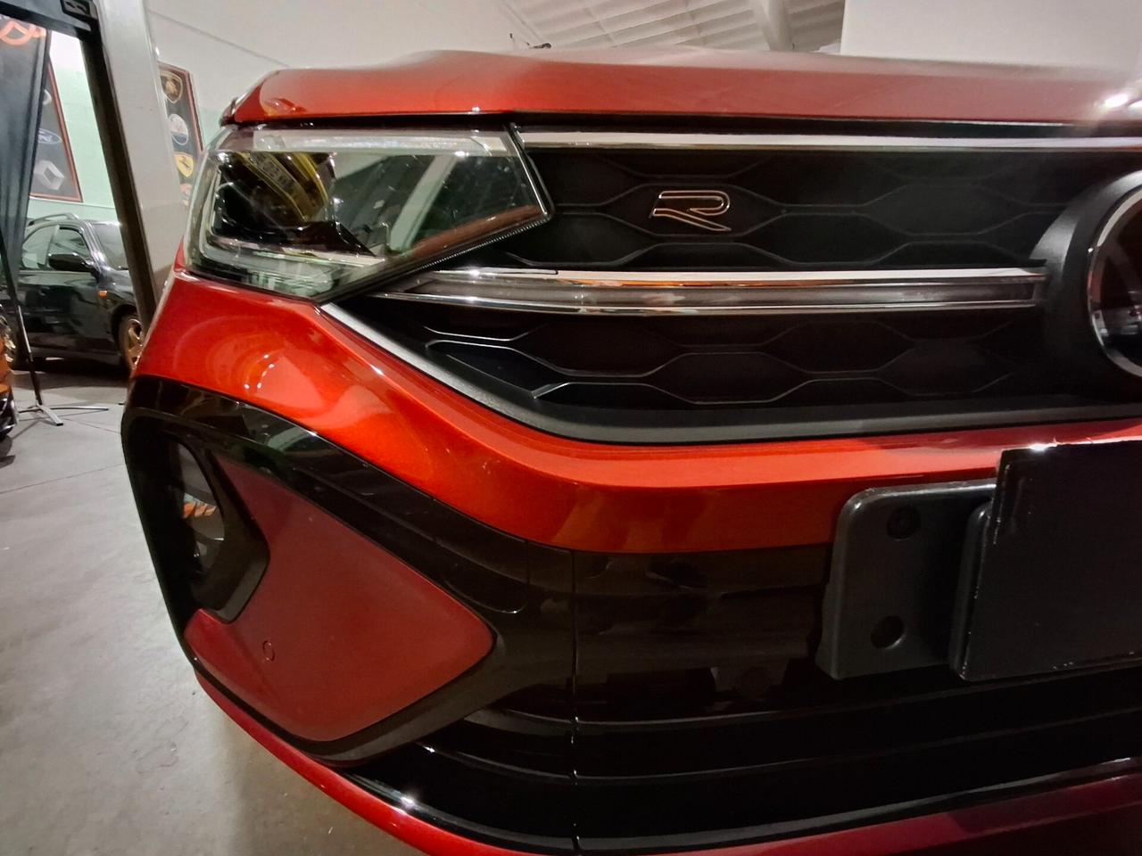 VOLKSWAGEN TAIGO R-LINE FULL!!! PARI AL NUOVO!!!