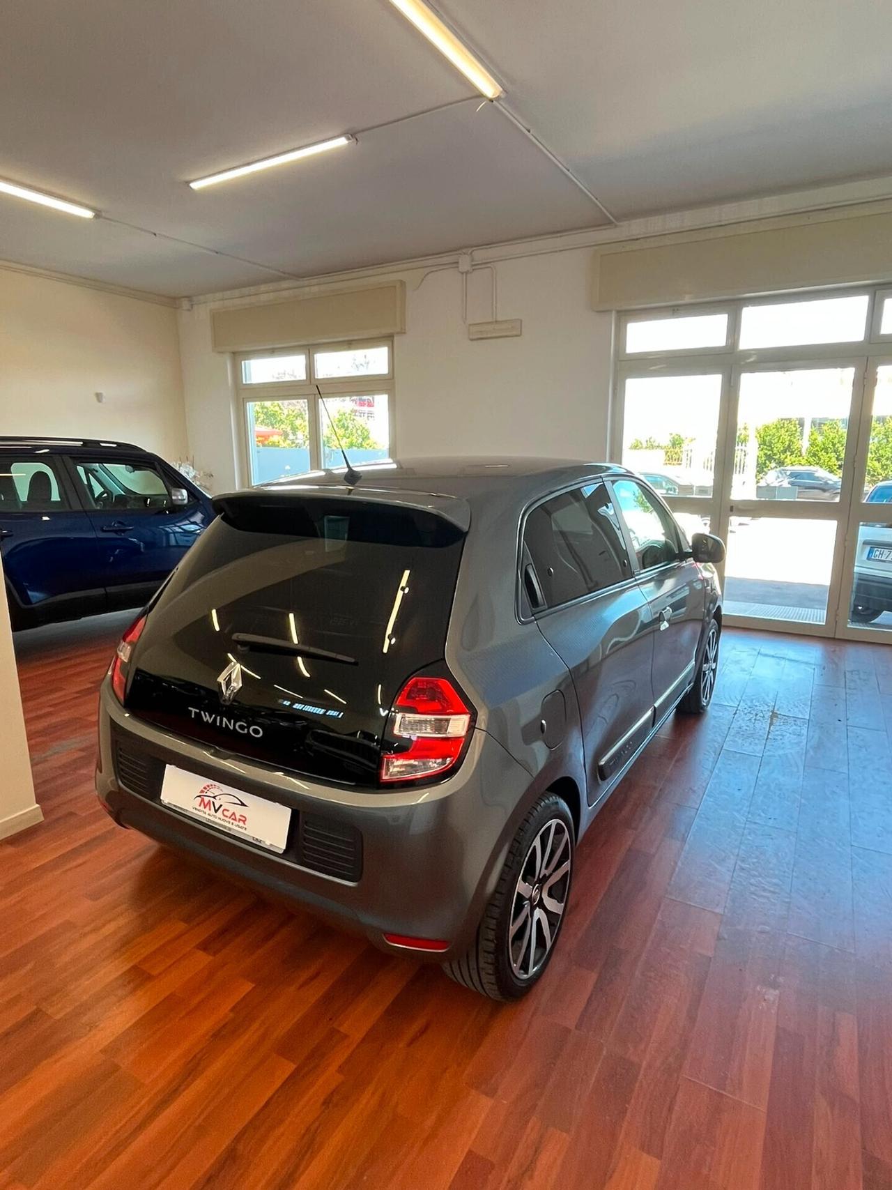 Renault Twingo 900 turbo 90 CV Automatica COSMIC
