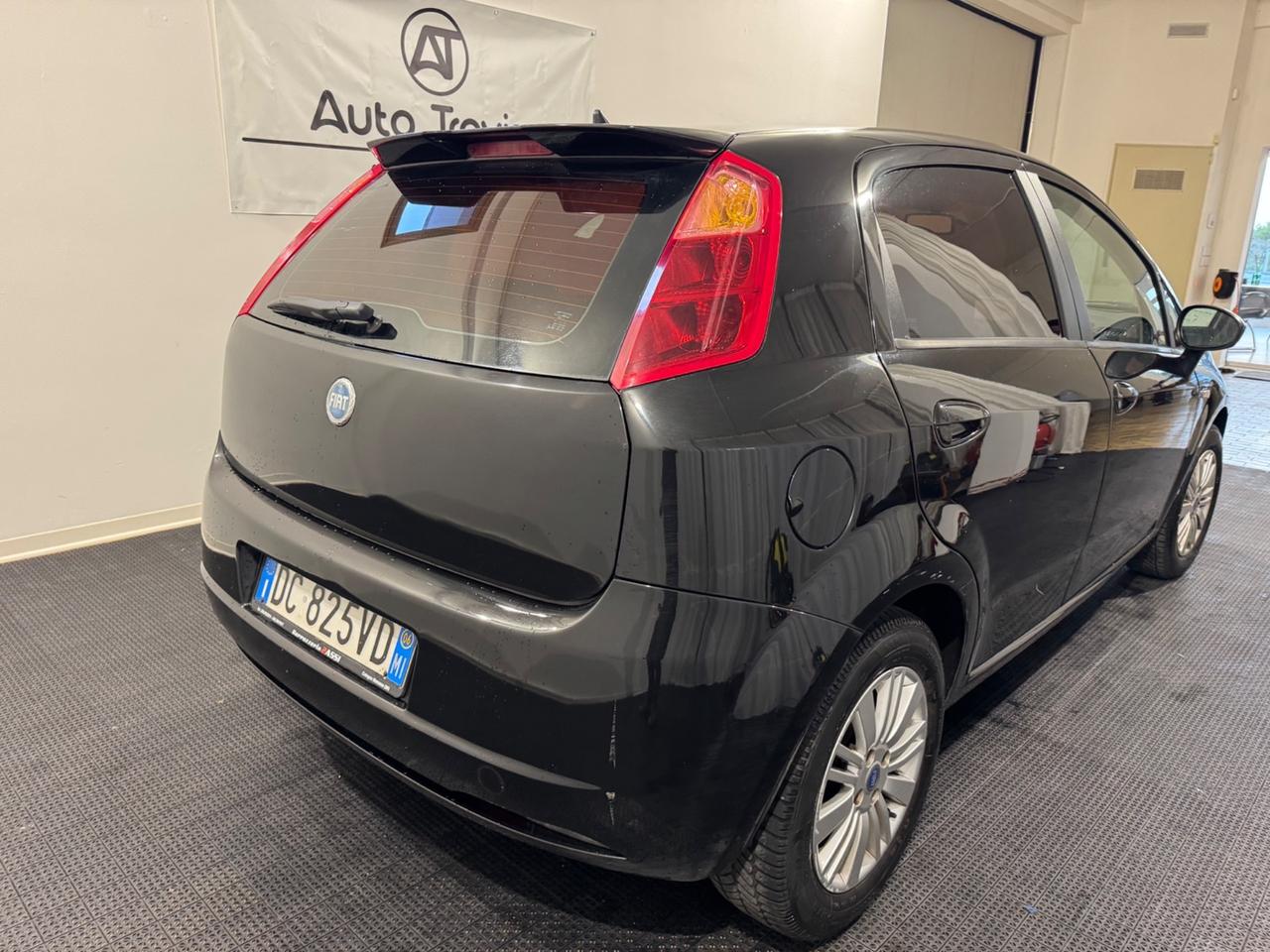 Fiat Grande Punto 1.4 Starjet 16V 5 porte Dynamic