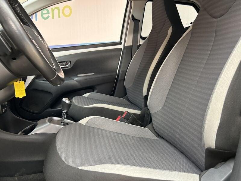 Toyota Aygo 1.0 x-cool 72 CV m-mt