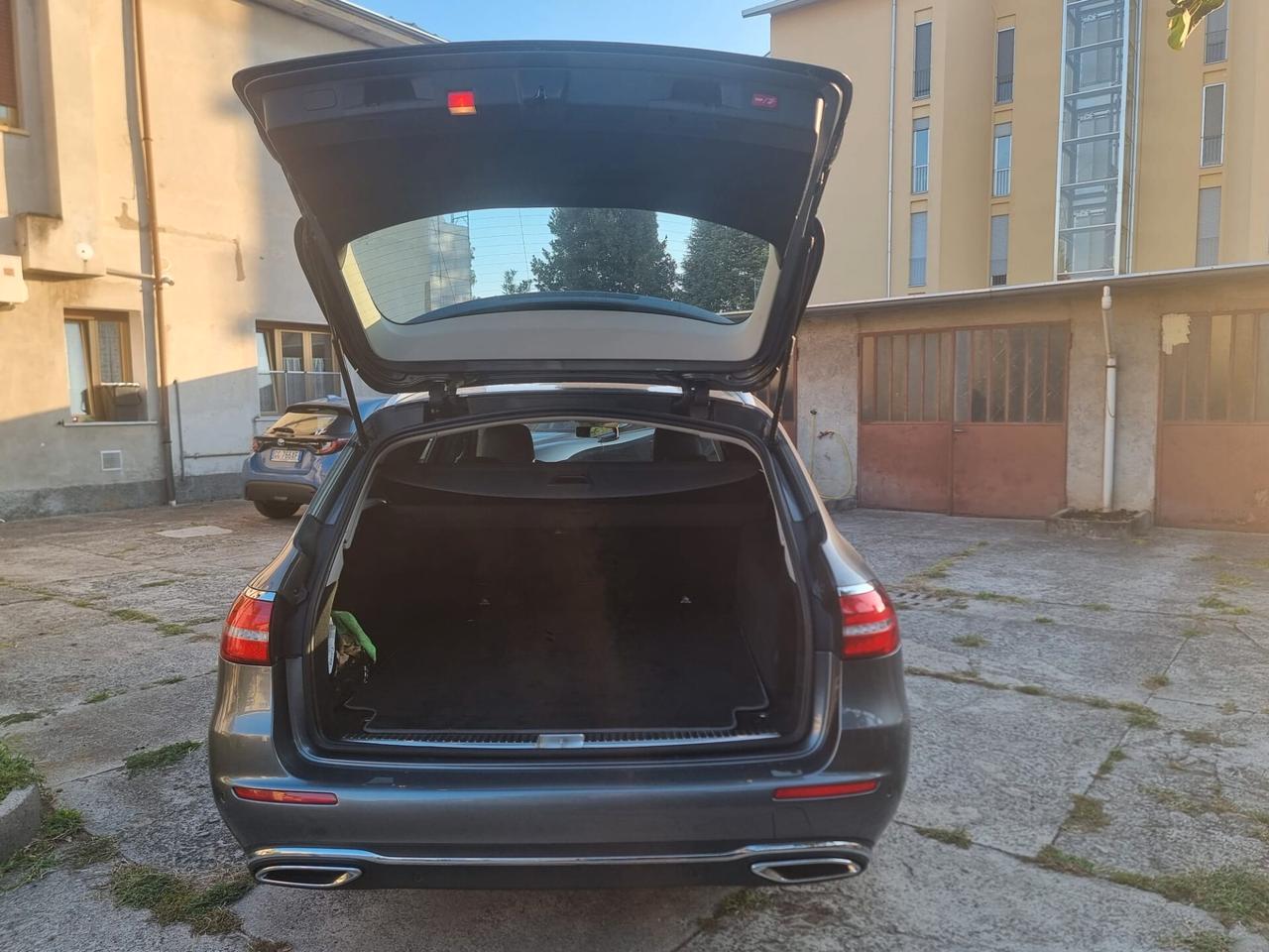 Mercedes-benz E 220 d S.W. Auto Premium Plus