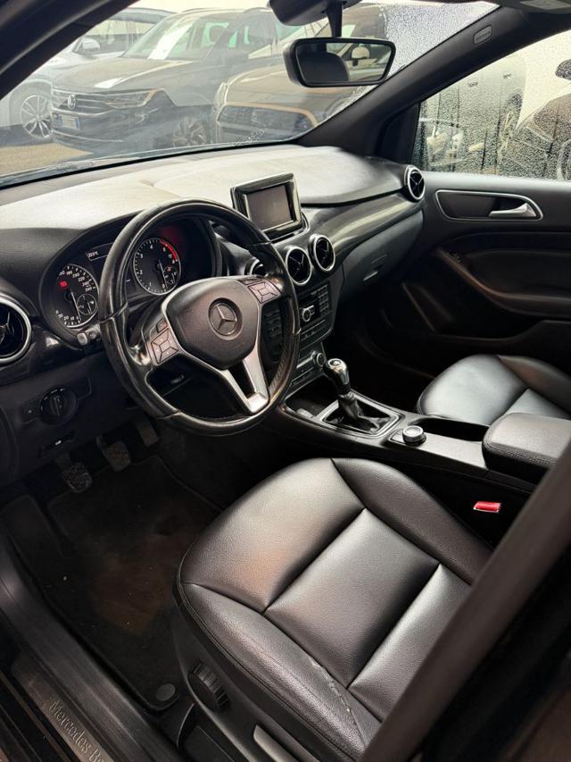 MERCEDES-BENZ B 180 CDI Executive "Tetto panoramico apribile"