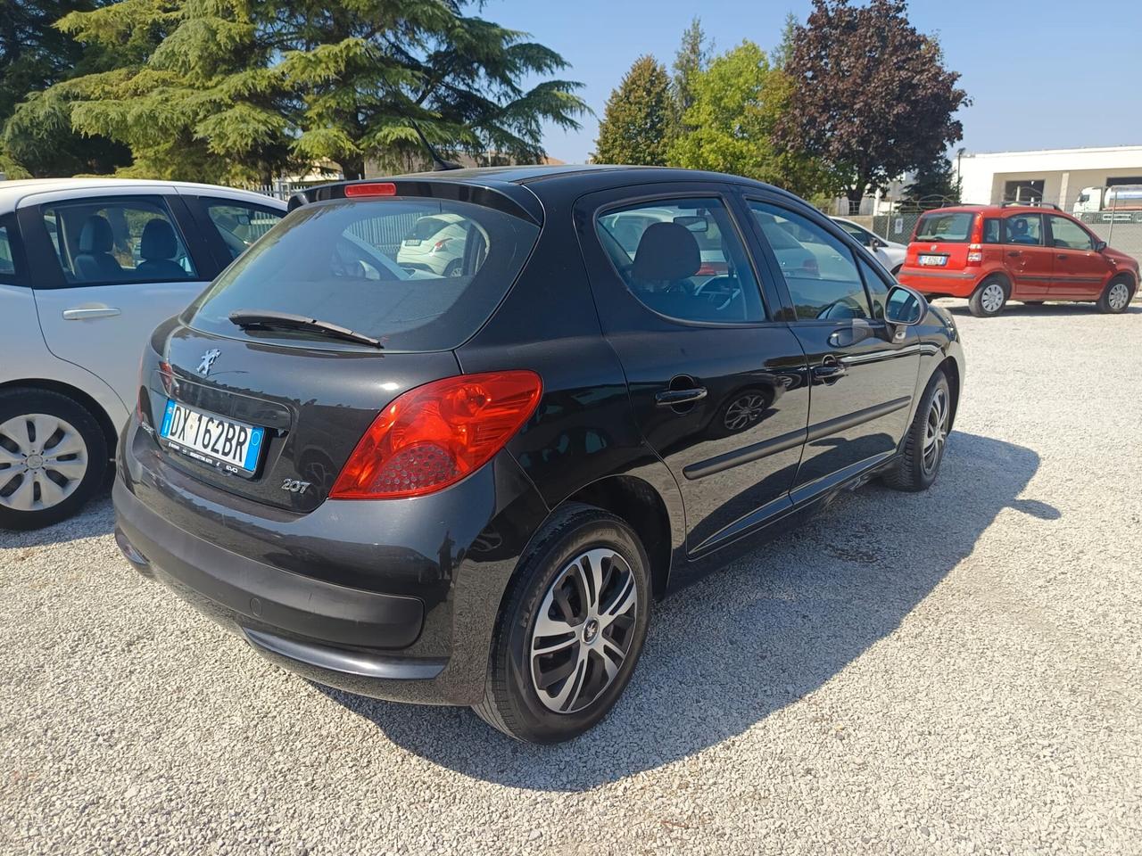 Peugeot 207 1.4 8V 75CV 5p. ECO GPL Tua a 86€ al Mese