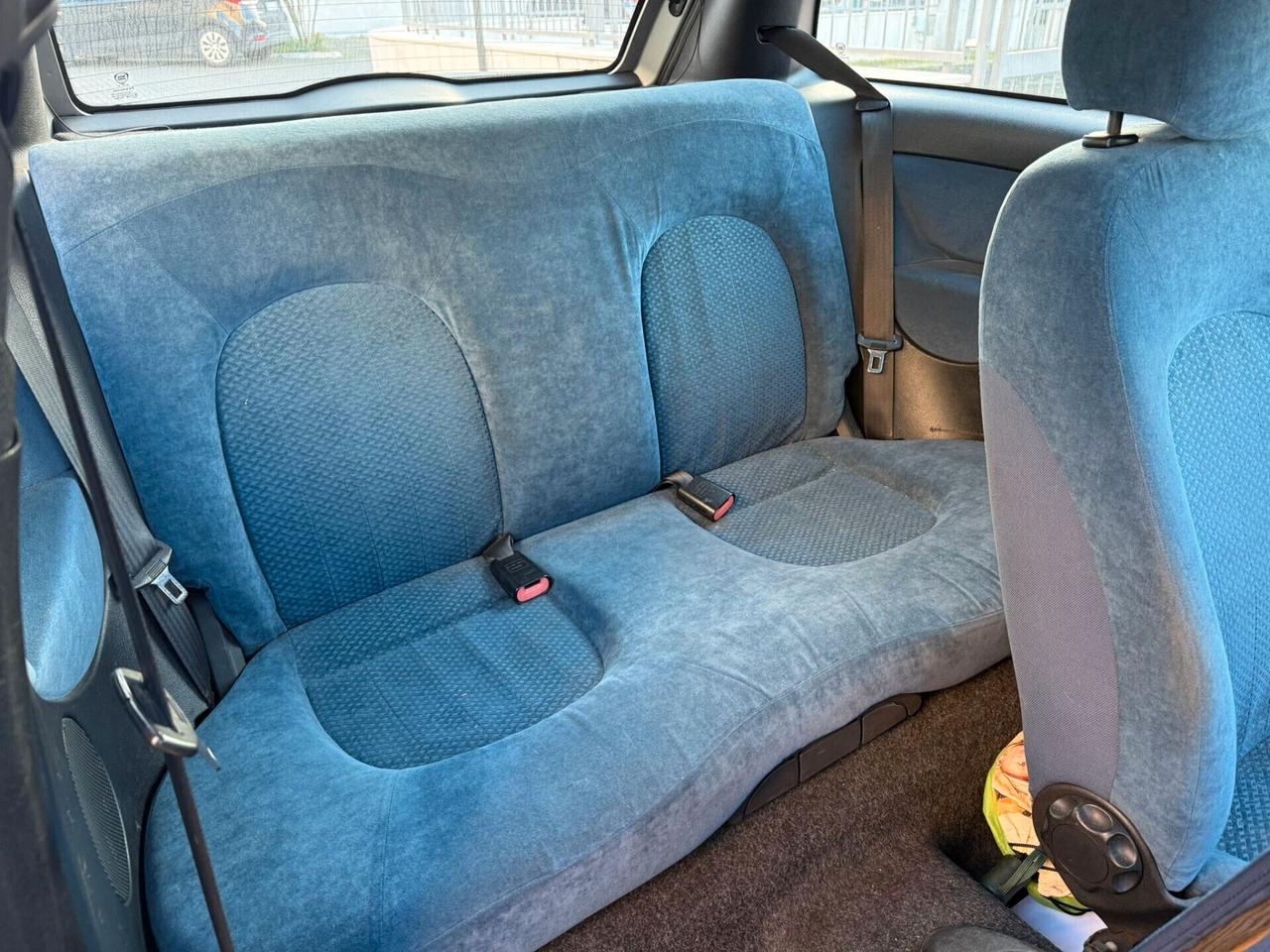 Lancia Ypsilon 1.3 MJT 69 CV Oro Giallo