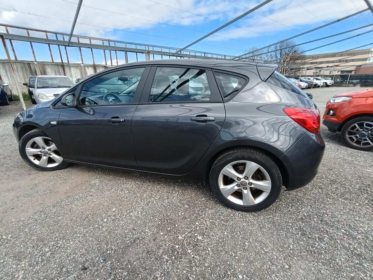 Opel Astra 1.7 CDTI 110CV 5 porte Elective