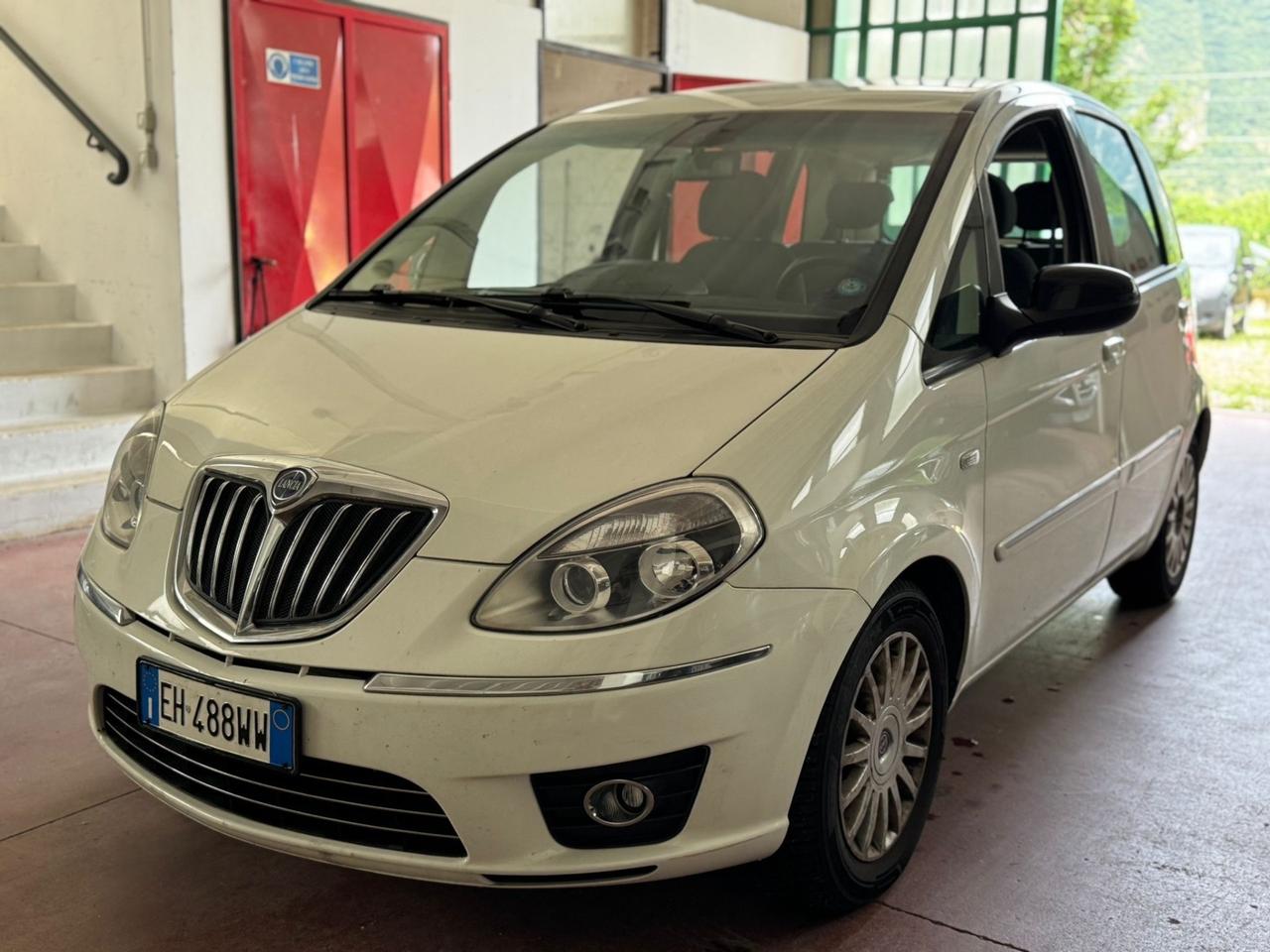 Lancia MUSA 1.3 Mjt 95 CV Gold SI NEOPATENTATI