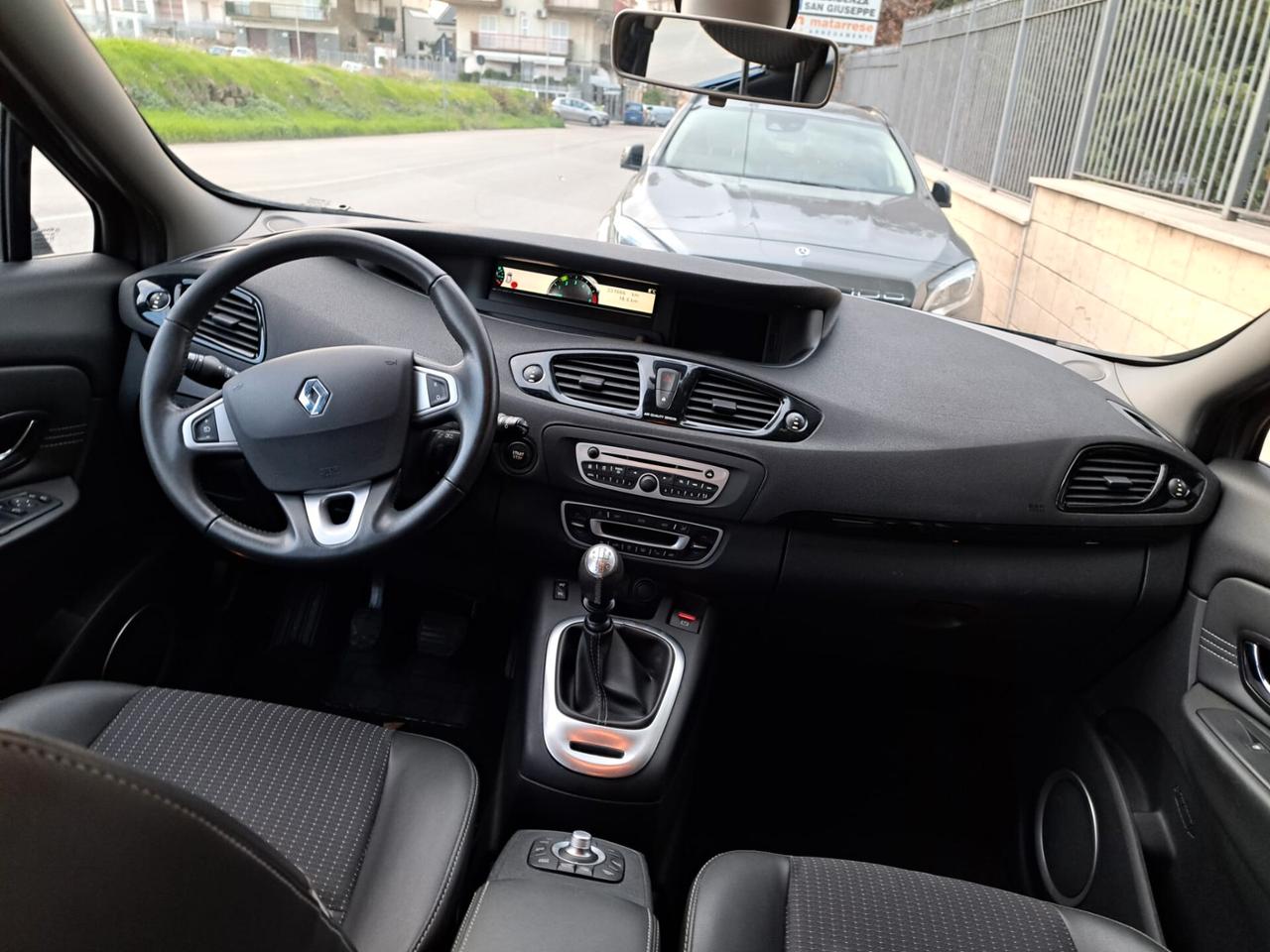 Renault Scenic Scénic X-Mod 1.6 dCi 130CV Luxe- 7 POSTI