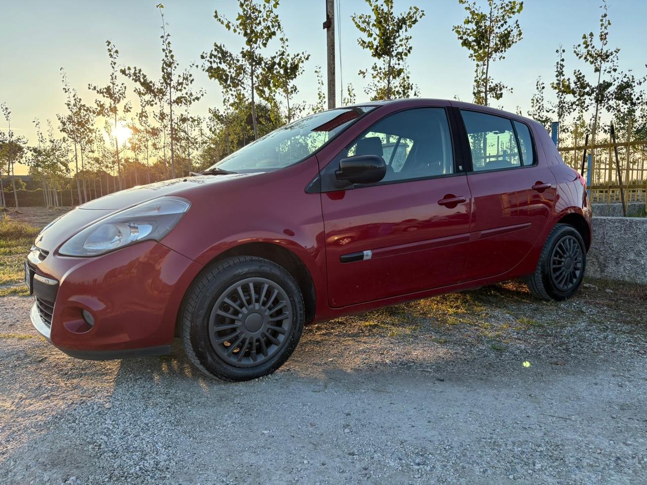 Renault Clio 1.2 16V 5 porte Dynamique